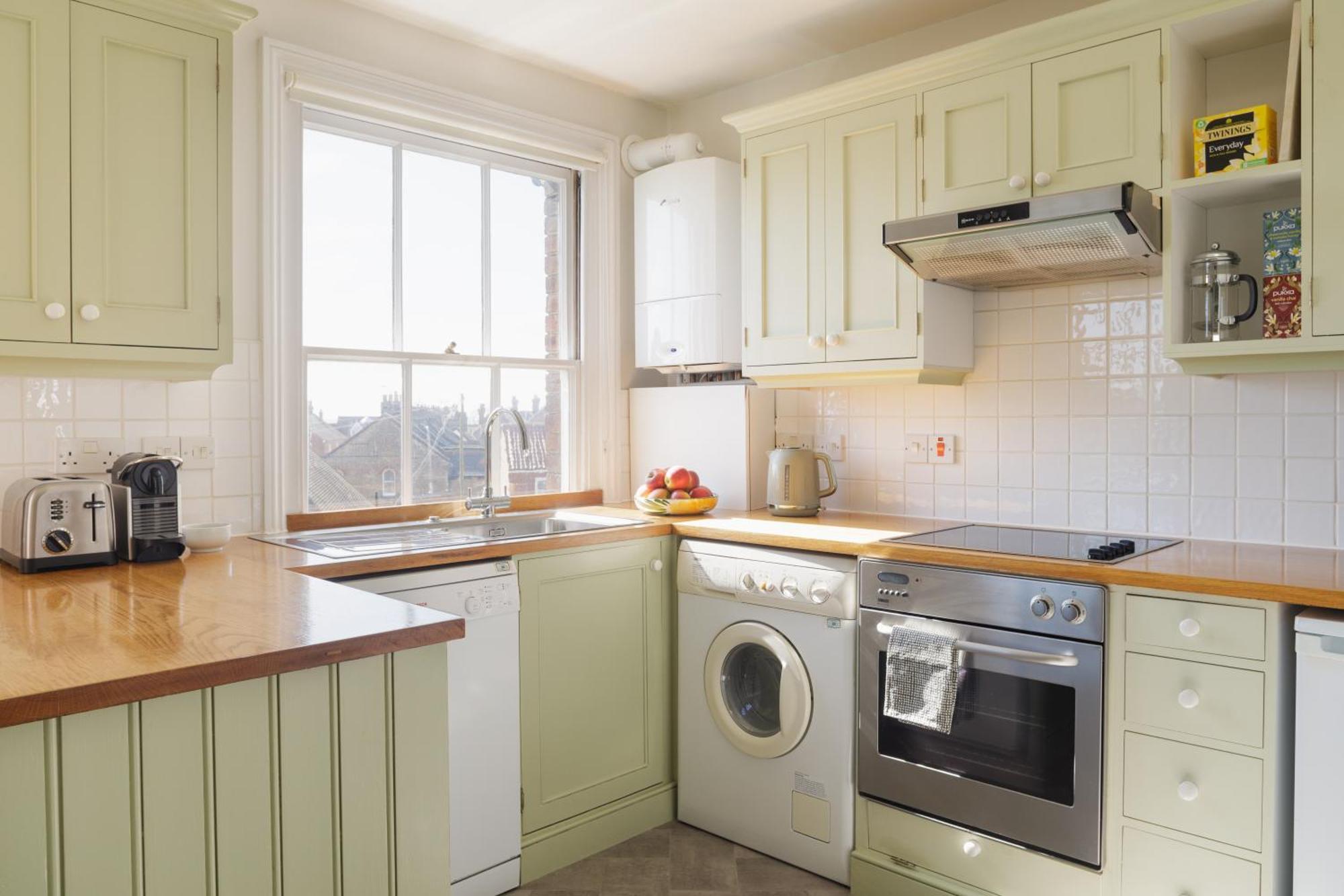 High View, Southwold High Street Apartment Ngoại thất bức ảnh